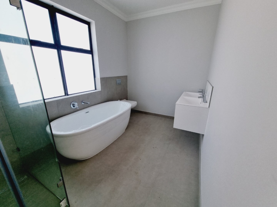 4 Bedroom Property for Sale in Sandown Western Cape